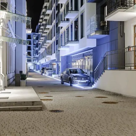 Duplex Near Manufaktura وودج